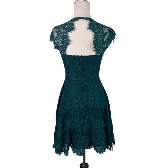 🟣🟣🟣 BB DAKOTA Women's Size 0 Green Laced Open Back Zip Dress - Picture 2 of 10